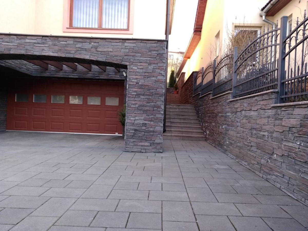 Brezno 2 Izbovy Apartman Sabi Exterior foto